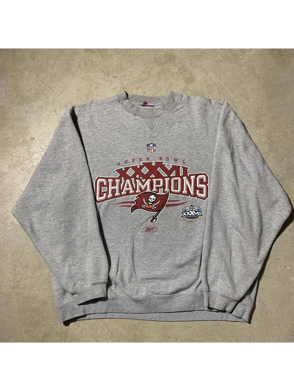 Vintage Y2K Reebok Tampa Bay Buccaneers Super Bowl XXXVII Sweatshirt Mens XL